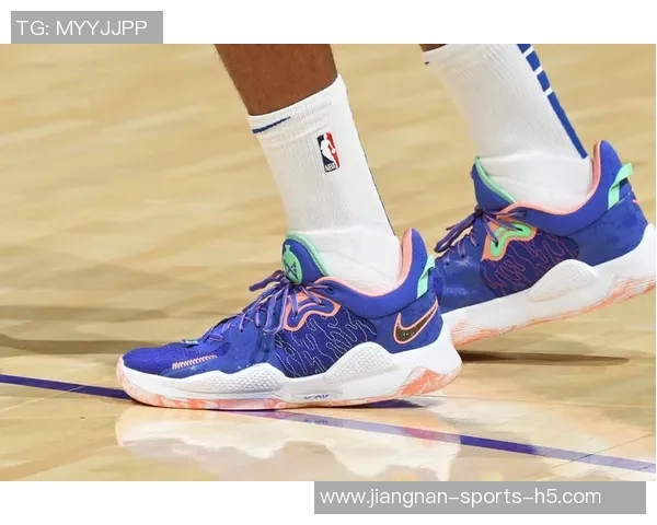 安踏向库里团队寄送球鞋包括欧文签名鞋引发关注