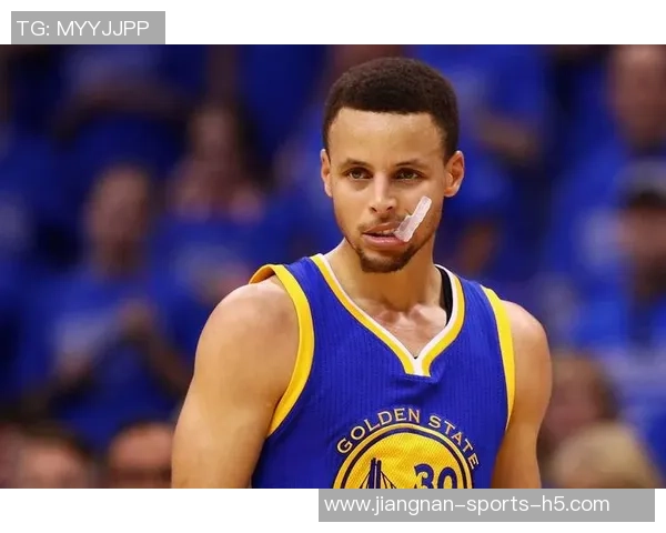 杨瀚森选择防守策略未上抢库里致其射术大放异彩